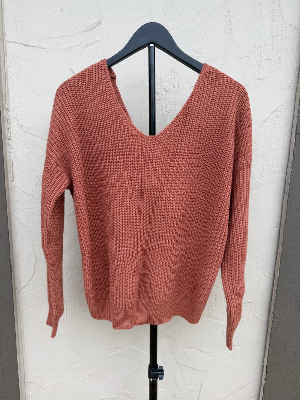 Love Tree V-Neck Chunky Knit Sweater - Rusty Rose